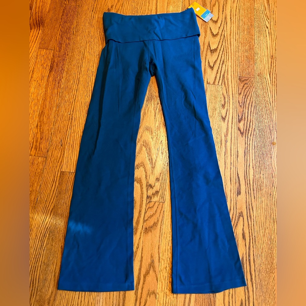 Lucy cotton leggings size small new with tags! Dark navy color. Flared leg